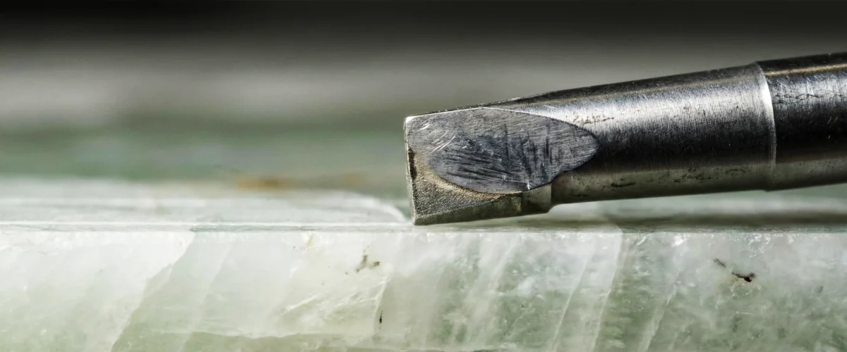 CNC Jade Carving vs Hand-Carved Jade: Precision Differences in Jade Processing 1 jade processing